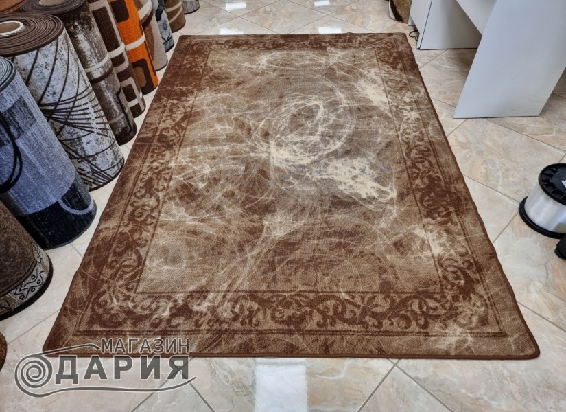Мокетен килим 83 brown